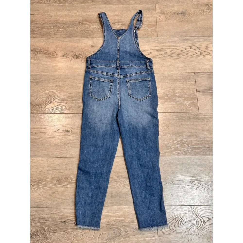 OshKosh B'gosh Girls Denim Overalls Blue Jeans Size 8 Adjustable Straps Raw‎ Hem